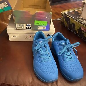 Skecher Streets Blue Size 8.5